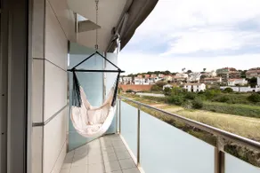 Modern and renewed Apartament Florí - Image 3