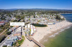 Pink Venetian in Capitola Village - Image 3