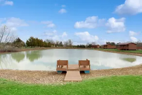 Cabin 2: Lakeside in Murphysboro - Image 2