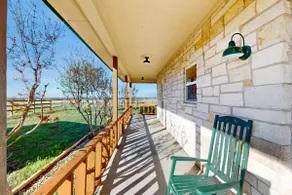 Prime Stargazing! Serene Texas Countryside Retreat - Image 2