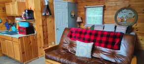 Cabin 4 - Very Romantic, King bed, Full Kitchen - Image 4