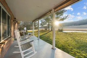 Riverside Retreat - Image 5