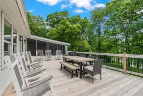Riverside Retreat - Image 4