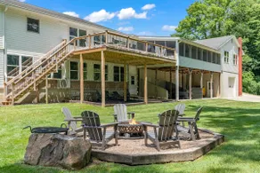 Riverside Retreat - Image 2