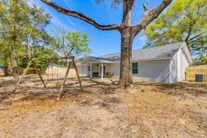 Modern Pensacola Home ~ 6 Mi to Beach! - Image 3