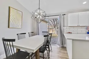 Calming 3 bedroom home with designer details in Na - Image 4