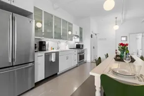 Rockland Central Loft, heart of downtown - Image 3