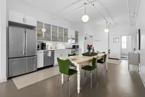 Rockland Central Loft, heart of downtown - Image 4