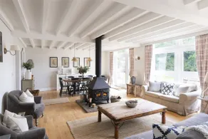 The Coach House, Pentland Hills - Sleeping 6 Guests in 3 Bedrooms, Dog Friendly - Image 3
