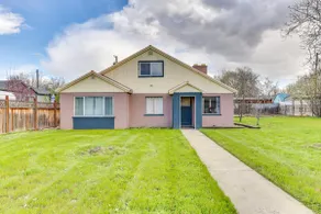 Family-friendly Ontario Home in Central Location! - Image 3