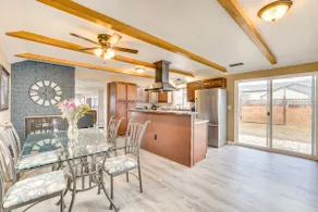 Family-friendly Ontario Home in Central Location! - Image 2