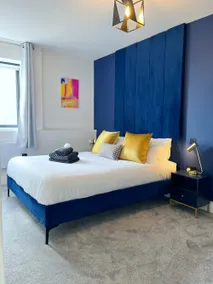 Luxury Norwich City Centre Apartment - Free Parking - Image 2