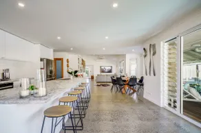 Wurtulla Beachside Haven, Steps to the Sea & Pool - Image 4