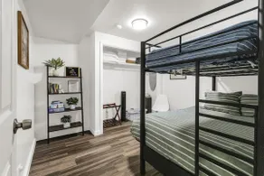 Bright 2 Bd - Great Location Near USU and Downtown - Image 4