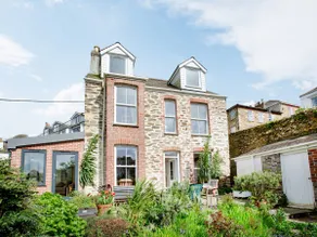 Cottage with garden | River view - Image 2