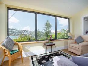 Cottage with garden | River view - Image 4