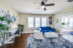 Modern Portsmouth Apartment: Walk to Norfolk Ferry - Image 4