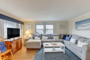 Pet-friendly Long Beach Island Home: Walk to Beach - Image 4