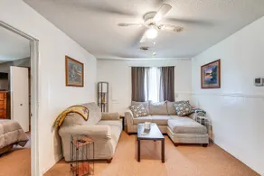 Harrisburg Home w/ Private Yard + Screened Porch! - Image 4