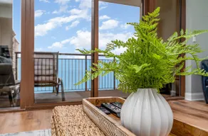 North Beach Resort! Pools, Hot Tubs, On-Site Spa! - Image 4