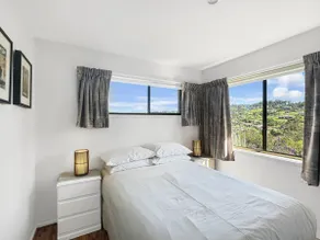 Fab 3-Bed Stay with Great Outdoors  Water Views - Image 5