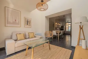 3 bedroom house with garden, near tram - Image 5