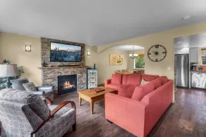 Walk to Old Mill & River | Dog-Friendly, Fire Pit - Image 3