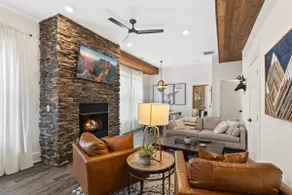 Mountain Townhome in Downtown Blowing Rock with pr - Image 4