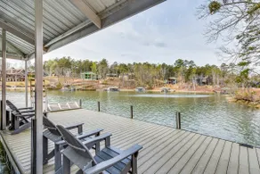 Lakefront Seneca Vacation Rental w/ Shared Dock! - Image 2