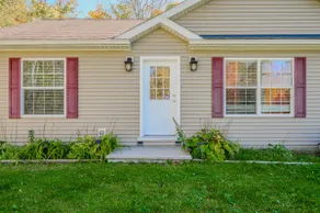 Maple Cottage - Cozy Cottage in Miller Lake - Image 2