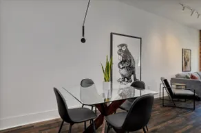Loft Style Spacious Lux Apt 202, sleeps 6 - Image 3