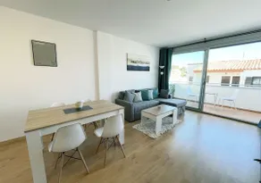 2-Bedroom Apartment Close to the Beach - Image 4
