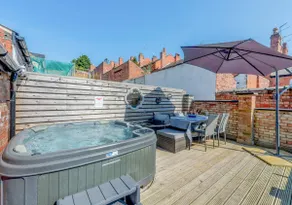3 Bed in Lincoln oc-a30207 - Image 2