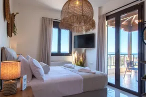 Anelia Serene Villa 500 m from the beach - Image 3