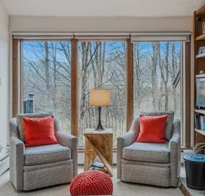 Fireplace Condo with Sweeping Golf Views, Greenswa - Image 3