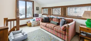 Fireplace Condo with Sweeping Golf Views, Greenswa - Image 4