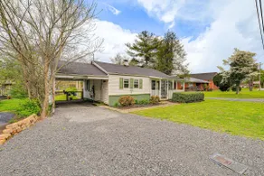 Riverfront Tennessee Retreat w/ Patio & Boat Ramp! - Image 2