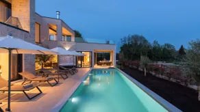 Modern Villa Caruso with pool in Vabriga - Image 3