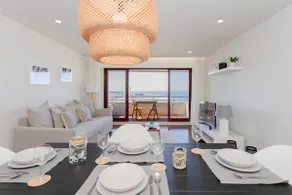 Liiiving in Matosinhos - Seaside Balcony Apartment - Image 4