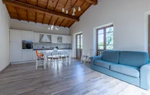 Gorgeous apartment in Borgo a Mozzano - Image 3
