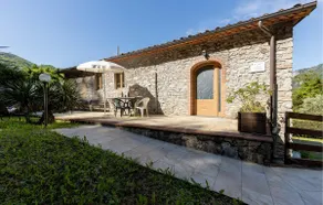 Gorgeous apartment in Borgo a Mozzano - Image 2