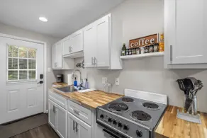 Downtown Kimmswick~ Studio~ Newly Renovated - Image 2