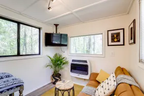 Hike On-Site: Georgia Tiny Home on Farm Retreat - Image 4