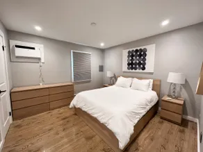 Newly Renovated 2024 Beach Condo in Norfolk - Image 4