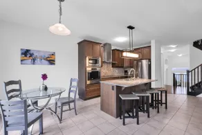 Entire 6BR+2 king, 8 beds in total+pets+3 GB WiFi - Image 4