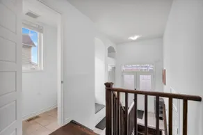 Entire 6BR+2 king, 8 beds in total+pets+3 GB WiFi - Image 2
