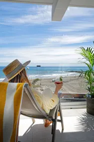 Sea Views & Prime Location – Amapola Waves - Image 2