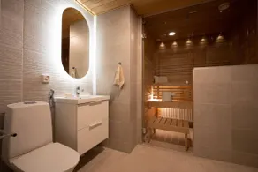 Stunning Loft with Lake View & Free Garage Parking - Image 4