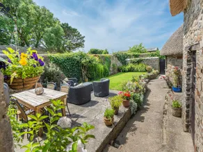 East Titchberry Cottage - Thatched cottage charm in rural North Devon - Image 2