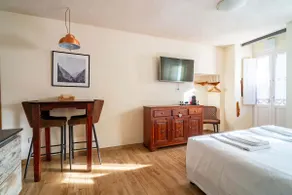 Maison Soleil -On the Way - Short-term rentals Italy - Image 2